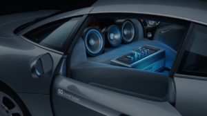 Aliran audio mobil SQ memiliki karakteristik jernih